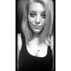 Meet your Posher, Rebecca